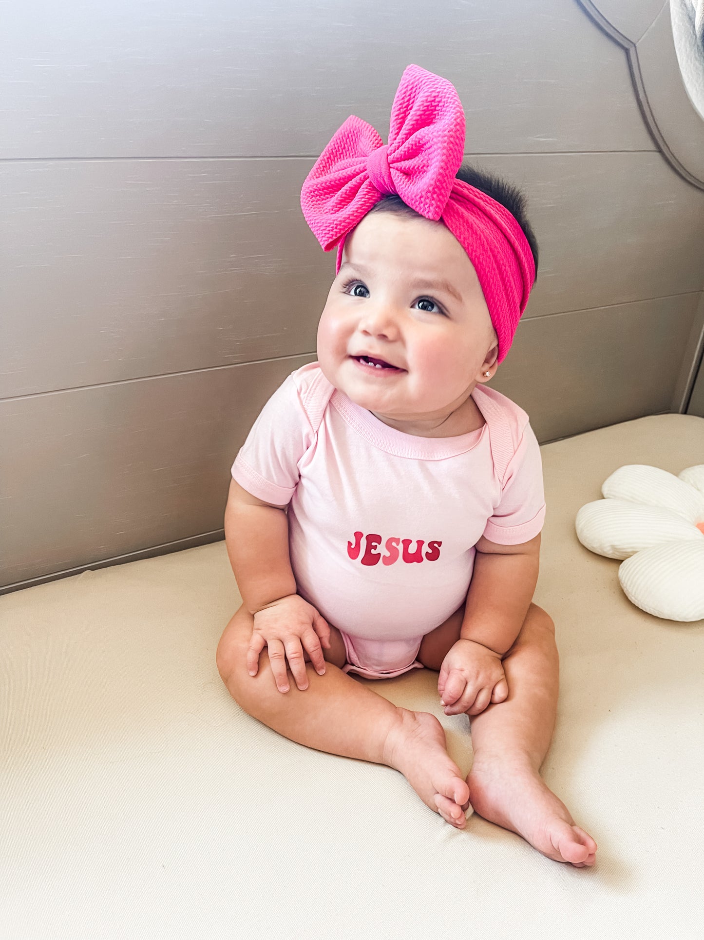 Jesus Has My Back - Pink Tee