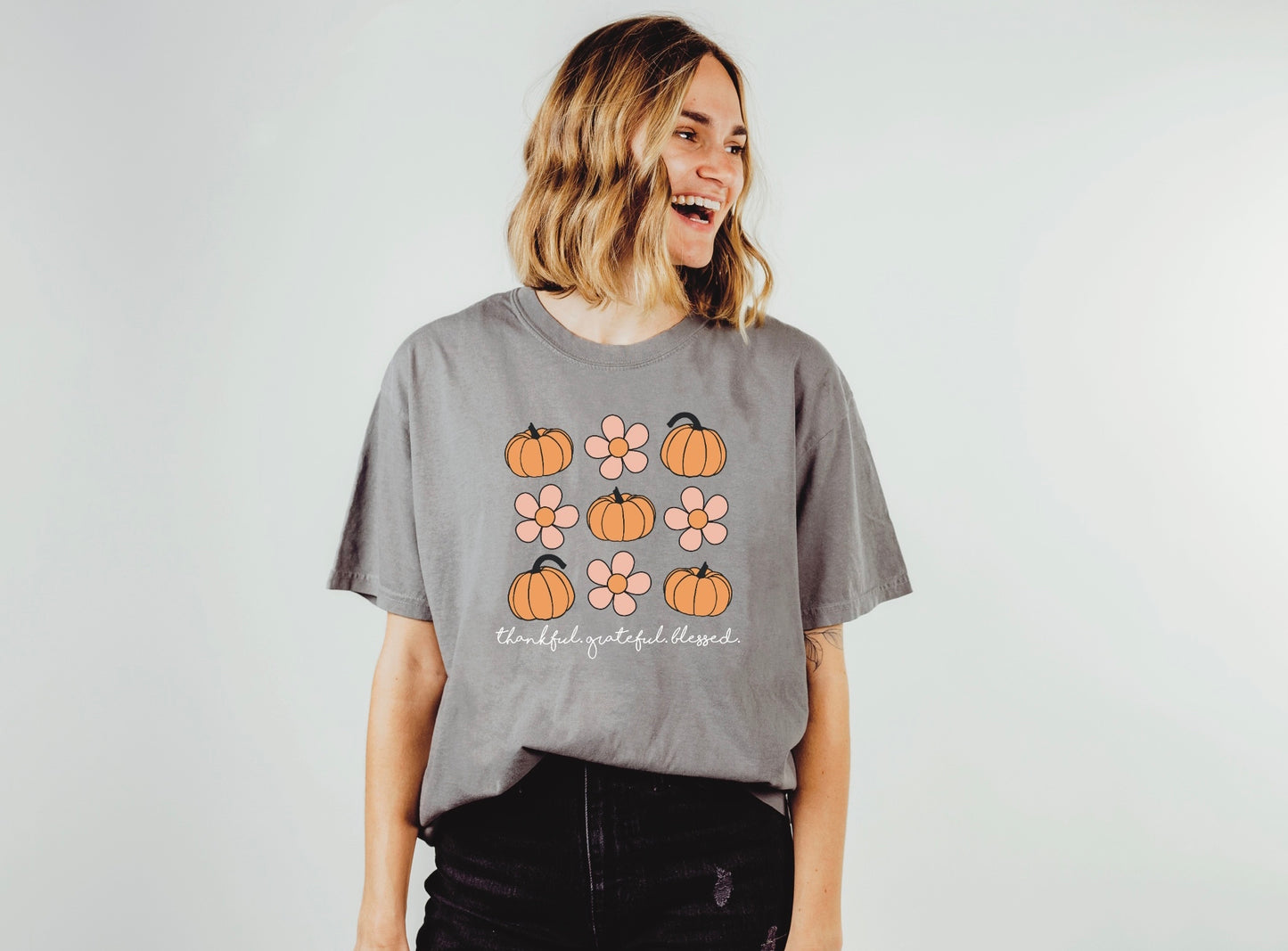 Thankful Pumpkin Daisy Comfort Color Shirt/Sweatshirt